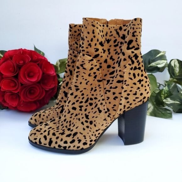 Animal Print Booties Cheetah Leopard Leather Boots Ankle Boho Fall Favroite - Picture 3 of 7